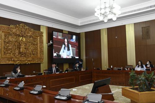 Байнгын хороод хуралдана